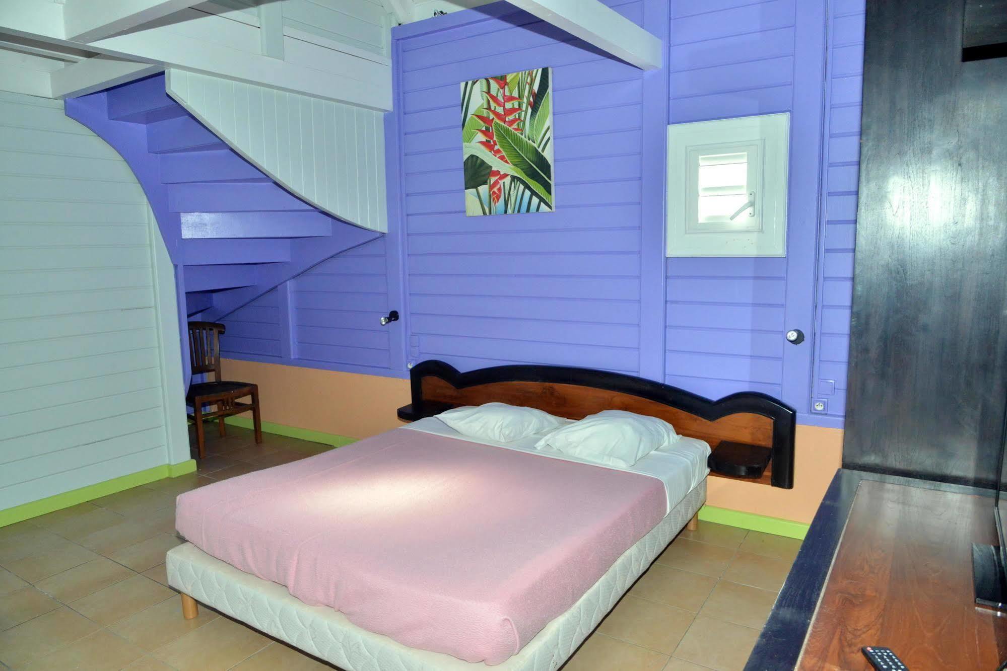 Auberge De La Montagne Pelee Hotel Saint-Pierre 外观 照片