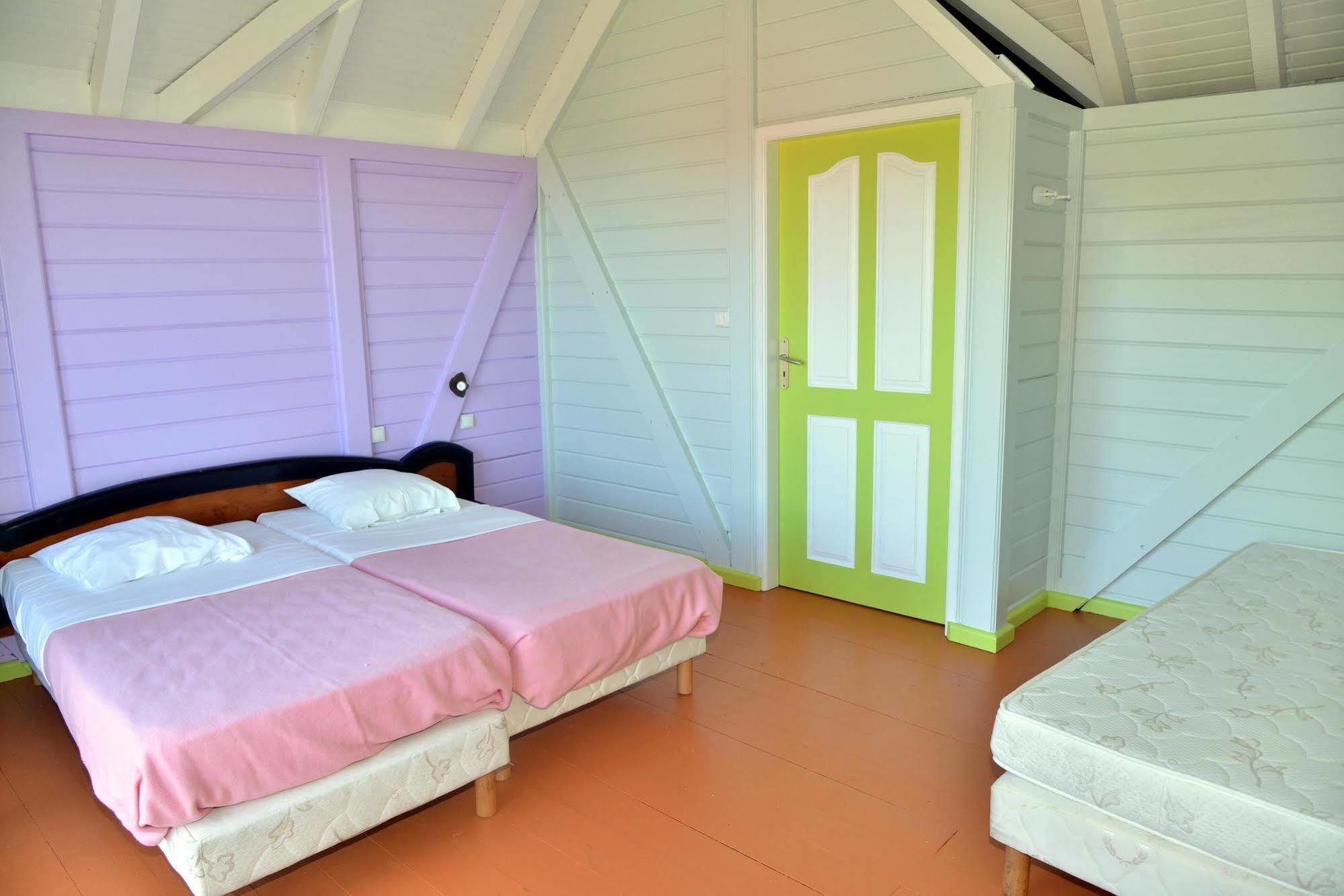 Auberge De La Montagne Pelee Hotel Saint-Pierre 外观 照片