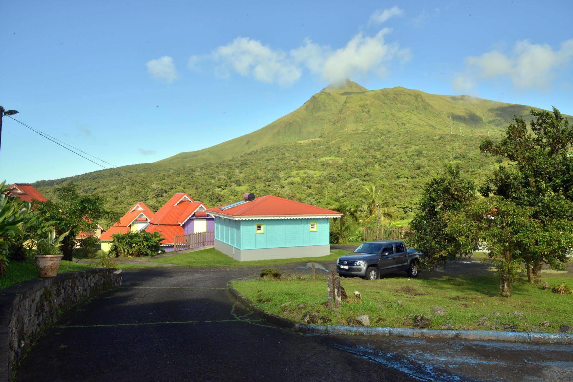 Auberge De La Montagne Pelee Hotel Saint-Pierre 外观 照片